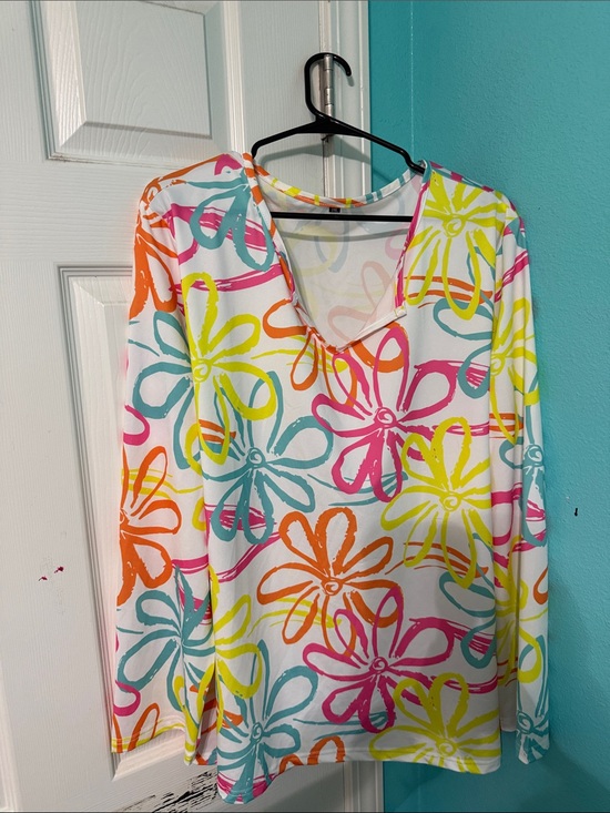 SHEIN Tops - Woman’s Bright Floral V-Neck Long Sleeve Top - Multicolor